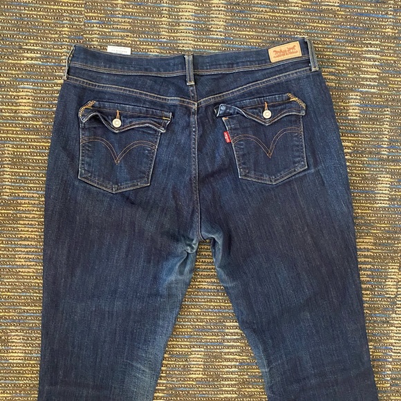 Men’s Levi jeans - Picture 2 of 8